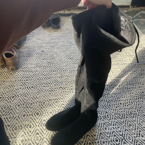 AE over the knee boots - Picture 4 of 6